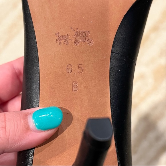 Coach heels - Picture 4 of 4